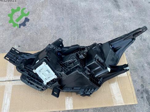 Nissan Qashqai Sağ Ön Far 26010HN25A çıkma parça