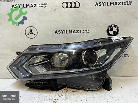 Nissan Qashqai Sol Ön Far çıkma parça