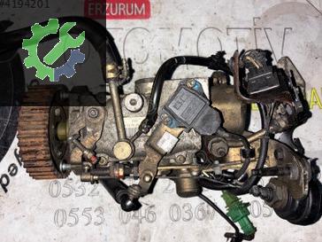 Volvo V40 Yakıt Pompası R8448B032A çıkma parça