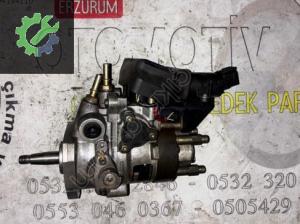 R8640A111B-7700115073 R19-KANGOO EXPRESS 1.9 D Mazot Pompası
