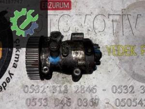 R9042A014A 8200057346C NİSSAN MİCRA NOTE 1.5 DCI mazot pompası