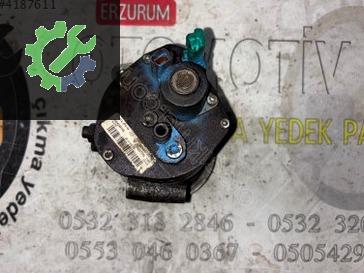 Renault Symbol Yakıt Pompası R9042A014A çıkma parça