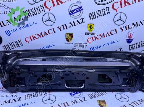 Land Rover Range Rover Bagaj Kapağı M8E24014A çıkma parça