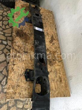 Land Rover Range Rover Arka Tampon Demiri çıkma parça