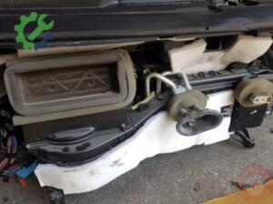 Range Rover Kalorifer Kazanı Hatasız Orjinal Çıkma