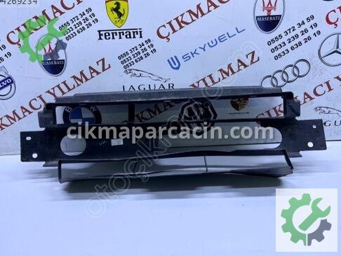 Land Rover Range Rover Ön Hava Kanalı JPLA001A04A çıkma parça