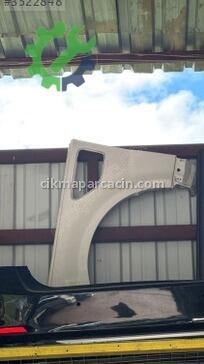 Land Rover Range Rover Sol Ön Çamurluk çıkma parça