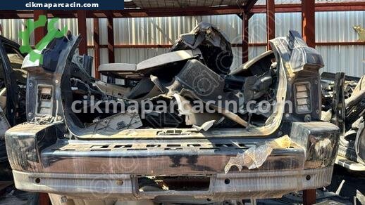 Land Rover Range Rover Arka Tampon çıkma parça