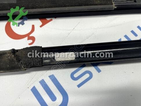 Land Rover Range Rover Cam Fitili çıkma parça