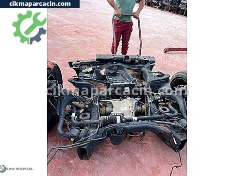 Land Rover Range Rover Travers çıkma parça