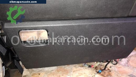 Land Rover Range Rover Torpido Gözü çıkma parça