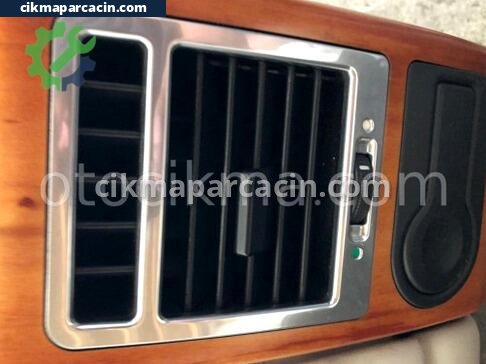 Land Rover Range Rover Havalandırma Izgaraları çıkma parça