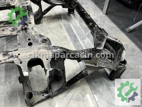 Land Rover Range Rover Travers L8A2-5C145-AB çıkma parça