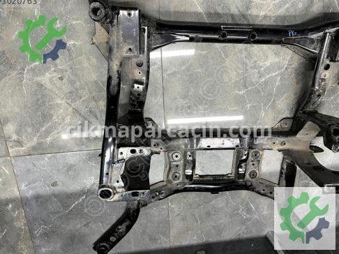 Land Rover Range Rover Travers L8A2-5C145-AB çıkma parça