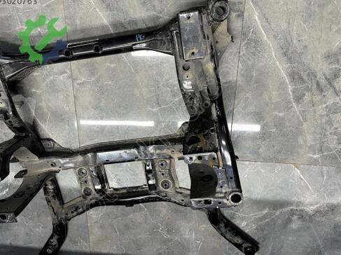 Land Rover Range Rover Travers L8A2-5C145-AB çıkma parça