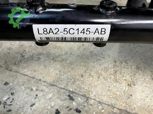 Land Rover Range Rover Travers L8A2-5C145-AB çıkma parça