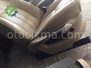 Range Rover Voluge Sağ Koltuk Düğme Hatasız Orjinal Çıkma