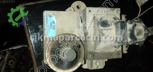 Renault R11 Far çıkma parça
