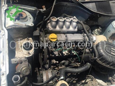 Renault R19 Klima Kompresörü çıkma parça