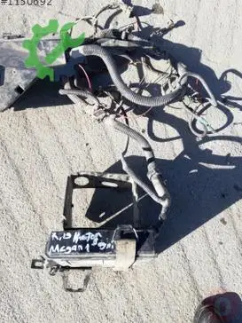 Renault R19 Motor Beyni çıkma parça