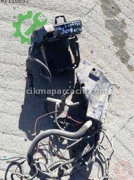 Renault R19 Motor Beyni çıkma parça