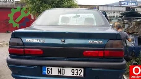 Renault R19 Arka Tampon çıkma parça