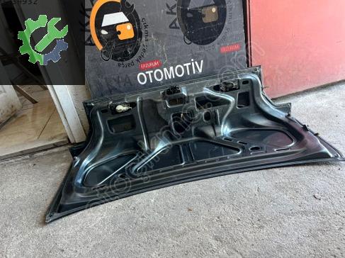 Renault R 19 Bagaj Kapağı çıkma parça