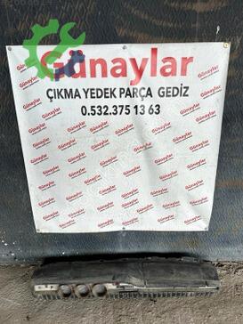 Renault Göğüs çıkma parça