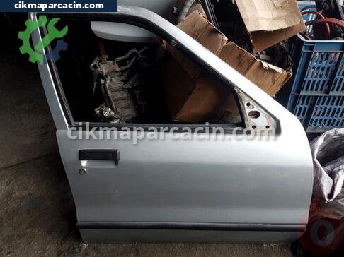 Renault R19 Sağ Ön Kapı çıkma parça