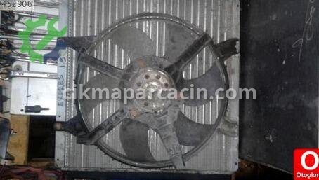 Renault Express Su Radyatörü çıkma parça