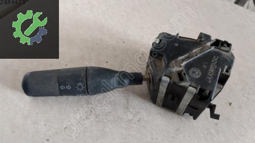 Renault R 19 Sinyal Kolu çıkma parça