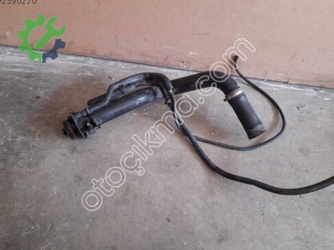Renault R 19 Dolum Boğazı çıkma parça