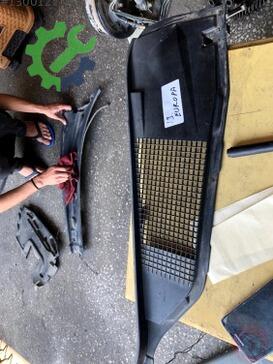 Renault R 19 Ön Cam Izgarası çıkma parça