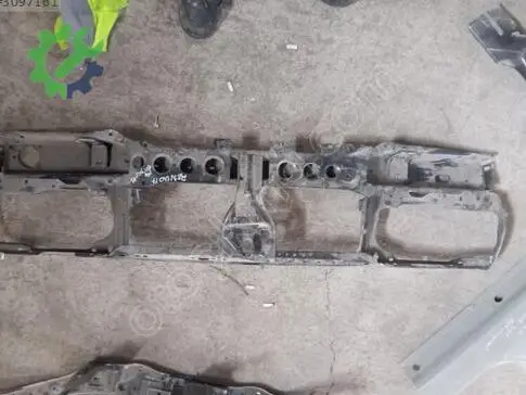 Renault R19 Ön Panel çıkma parça