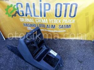 Renault 19 Orta Konsol hatasız orjinal çıkma