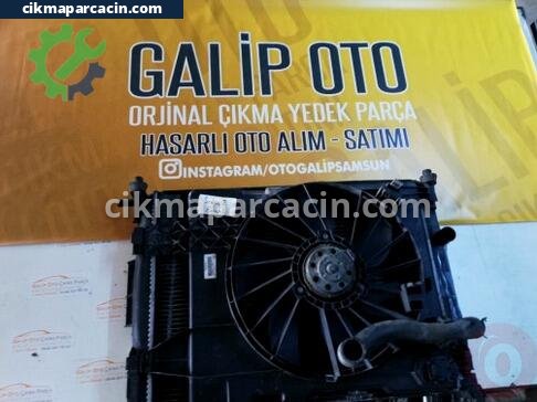 Renault R19 Radyatör çıkma parça