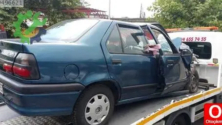 Renault R19 Sağ Arka Cam Krikosu çıkma parça