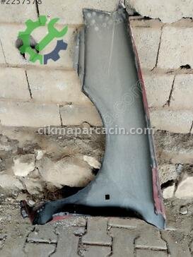 Renault R19 Sağ Ön Çamurluk çıkma parça