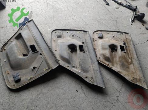 Renault R 19 Kapı Döşemesi çıkma parça