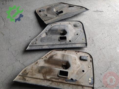 Renault R 19 Kapı Döşemesi çıkma parça