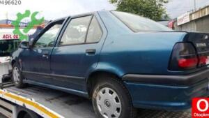 Renault 19 sol arka çamurluk orjinal çıkma