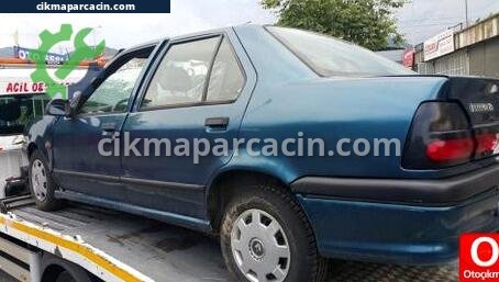 Renault R19 Sol Arka Çamurluk çıkma parça
