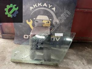 Renault 19 Sol ön Kapı Camı Orijinal Çıkma