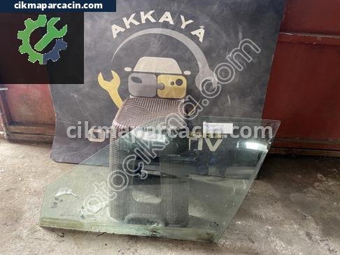 Renault R19 Sol Ön Kapı Camı çıkma parça