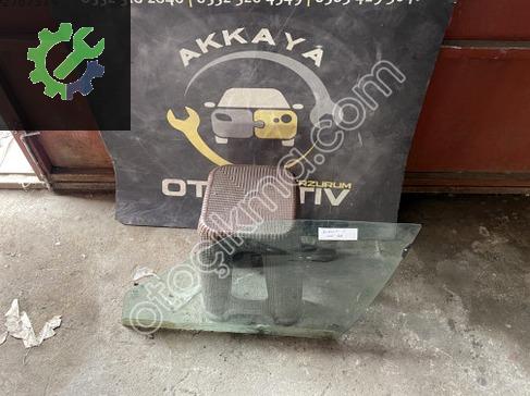 Renault R 19 Sol Ön Kapı Camı çıkma parça