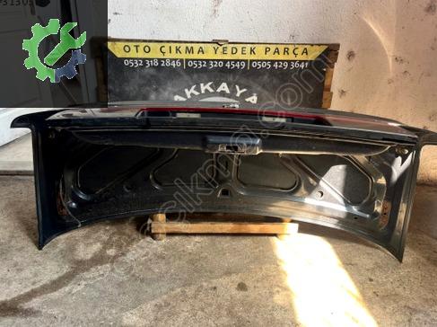 Renault R 21 Bagaj Kapağı çıkma parça