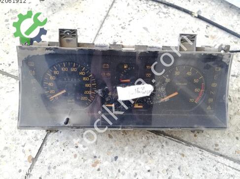 Renault R 21 Gösterge çıkma parça