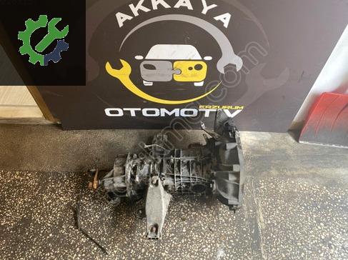 Renault R 21 Şanzıman Komple çıkma parça