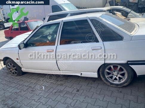 Renault R21 Sol Ön Kapı çıkma parça