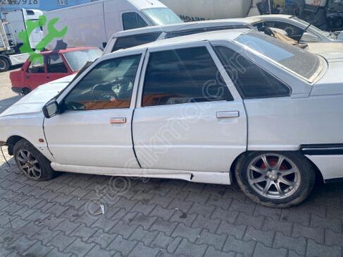 Renault R 21 Sol Ön Kapı çıkma parça